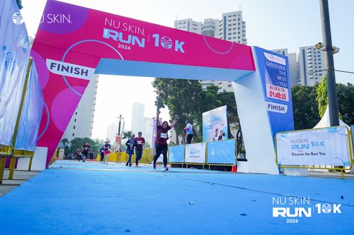 Race photo from Nu Skin Run 10K