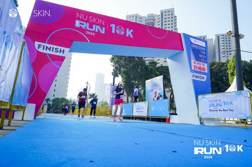 Race photo from Nu Skin Run 10K