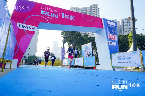 Race photo from Nu Skin Run 10K