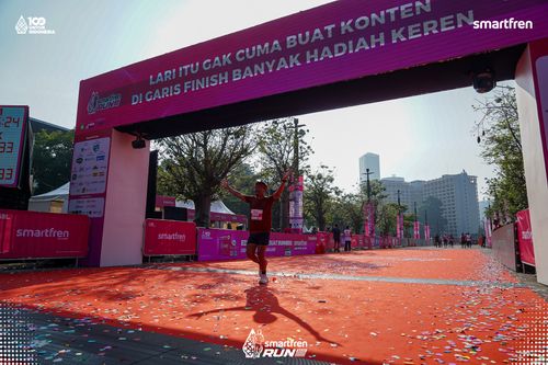 Race photo from Smartfren Run 2025 