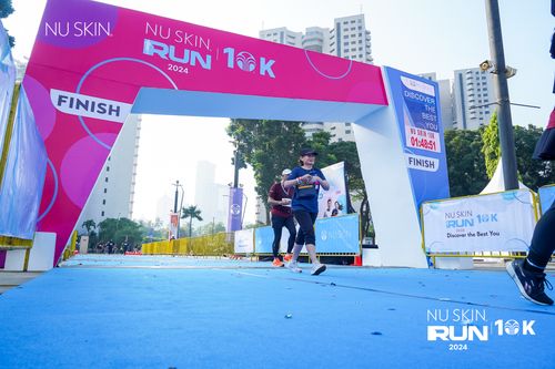 Race photo from Nu Skin Run 10K