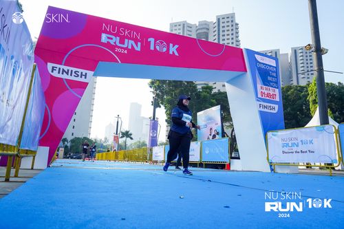 Race photo from Nu Skin Run 10K