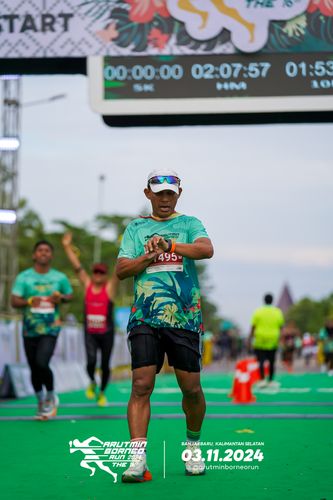 Race photo from Arutmin Borneo Run 2024