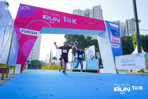 Race photo from Nu Skin Run 10K