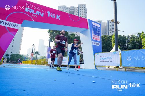 Race photo from Nu Skin Run 10K