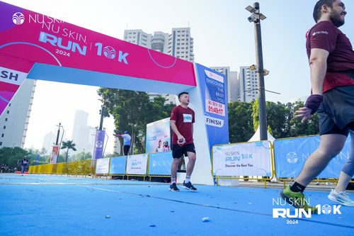 Race photo from Nu Skin Run 10K