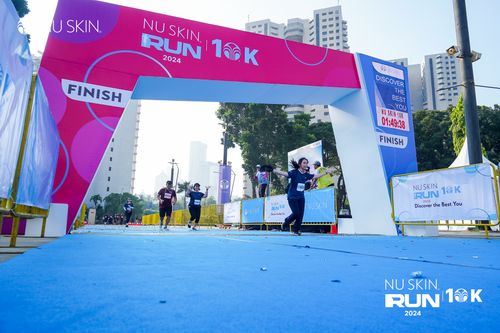 Race photo from Nu Skin Run 10K