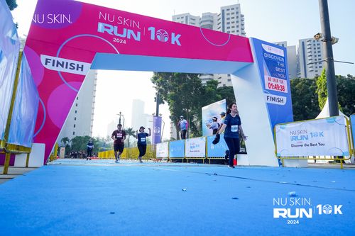 Race photo from Nu Skin Run 10K