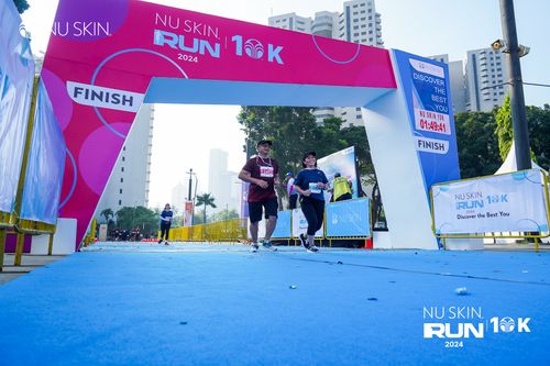 Race photo from Nu Skin Run 10K