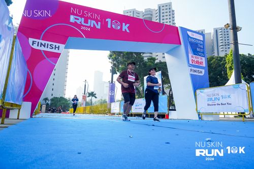 Race photo from Nu Skin Run 10K