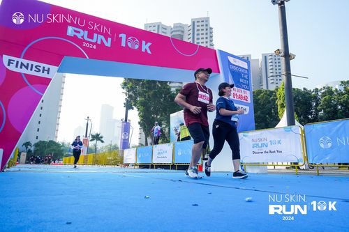 Race photo from Nu Skin Run 10K