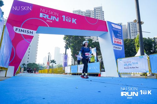 Race photo from Nu Skin Run 10K