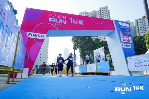 Race photo from Nu Skin Run 10K