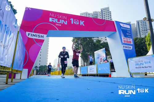 Race photo from Nu Skin Run 10K
