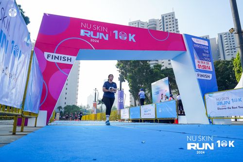 Race photo from Nu Skin Run 10K