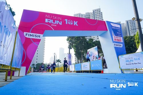 Race photo from Nu Skin Run 10K
