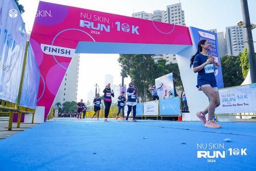 Race photo from Nu Skin Run 10K
