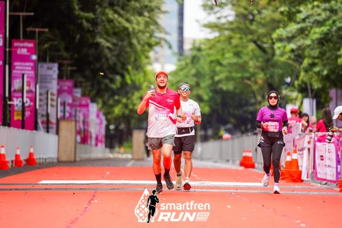 Race photo from Smartfren Run 2024