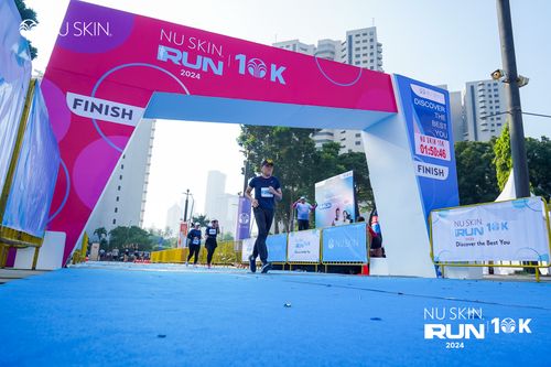 Race photo from Nu Skin Run 10K