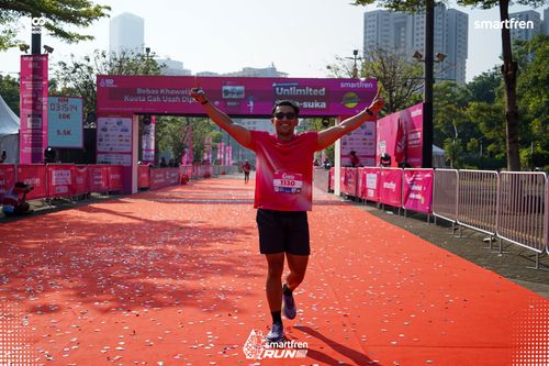 Race photo from Smartfren Run 2025 