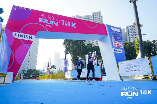 Race photo from Nu Skin Run 10K