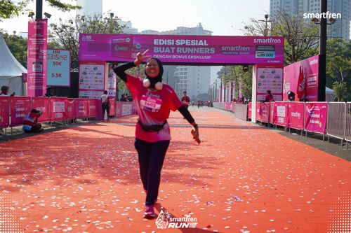 Race photo from Smartfren Run 2025 
