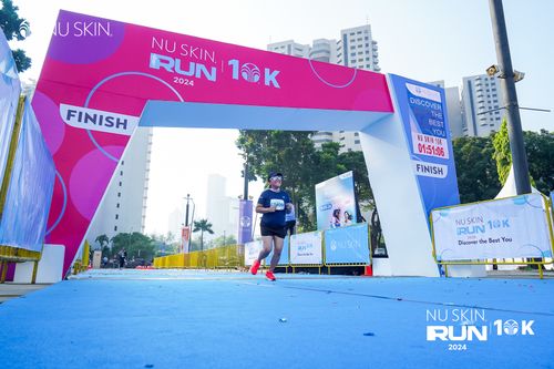 Race photo from Nu Skin Run 10K