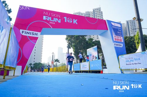 Race photo from Nu Skin Run 10K