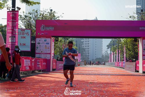 Race photo from Smartfren Run 2025 