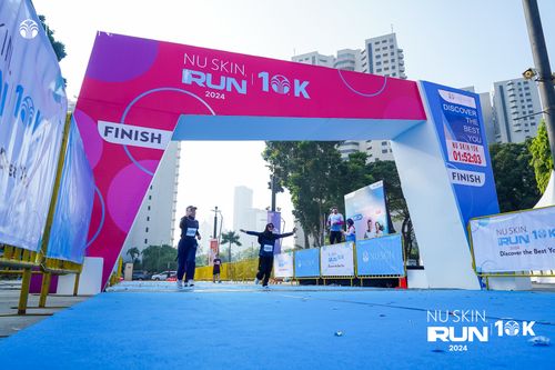 Race photo from Nu Skin Run 10K