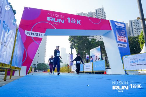 Race photo from Nu Skin Run 10K