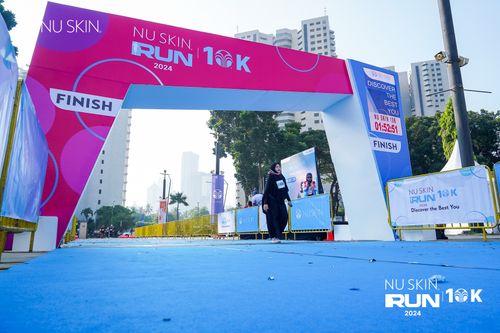 Race photo from Nu Skin Run 10K