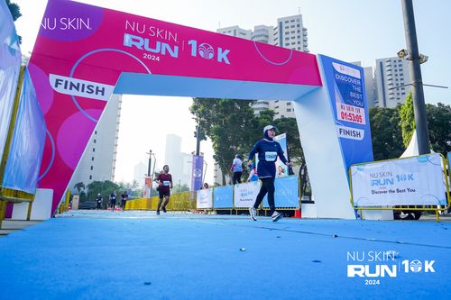 Race photo from Nu Skin Run 10K
