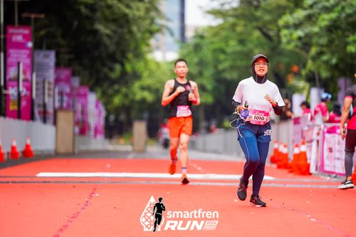Race photo from Smartfren Run 2024