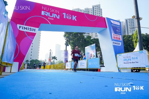 Race photo from Nu Skin Run 10K