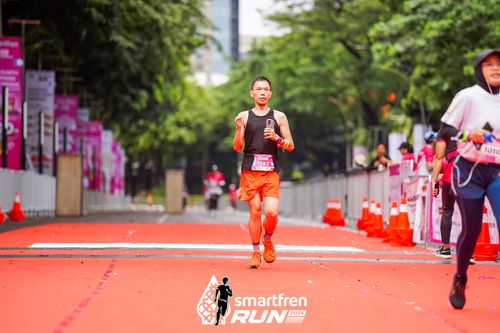 Race photo from Smartfren Run 2024