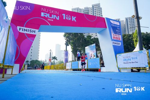 Race photo from Nu Skin Run 10K