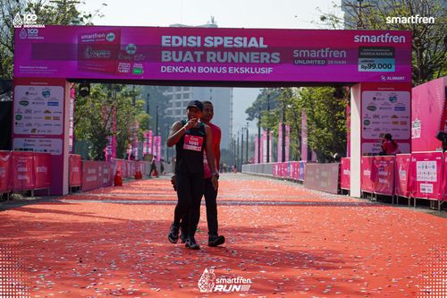 Race photo from Smartfren Run 2025 