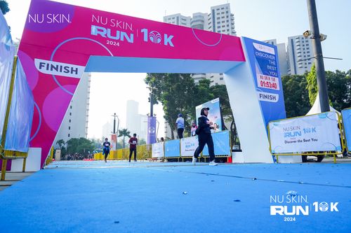 Race photo from Nu Skin Run 10K