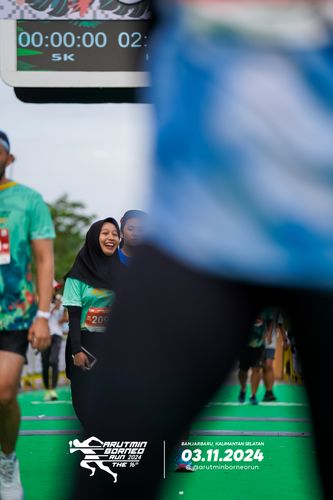 Race photo from Arutmin Borneo Run 2024