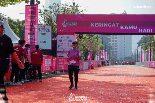 Race photo from Smartfren Run 2025 