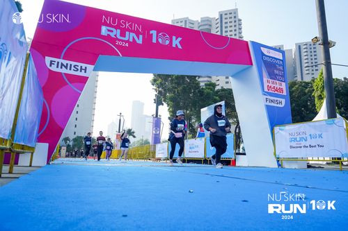 Race photo from Nu Skin Run 10K