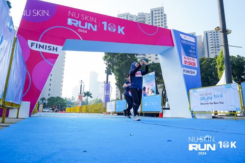 Race photo from Nu Skin Run 10K