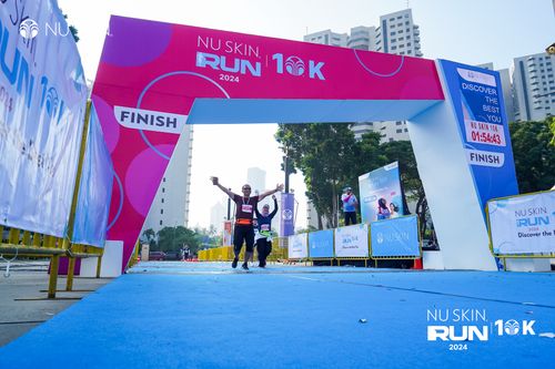 Race photo from Nu Skin Run 10K