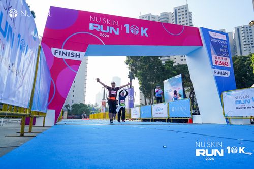 Race photo from Nu Skin Run 10K