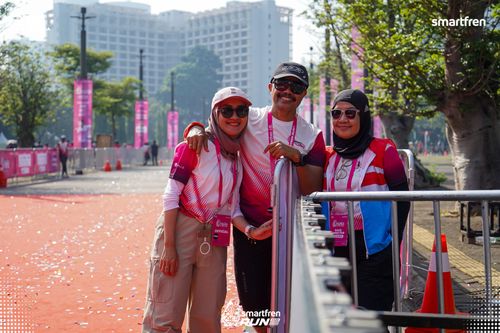 Race photo from Smartfren Run 2025 