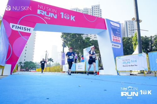 Race photo from Nu Skin Run 10K