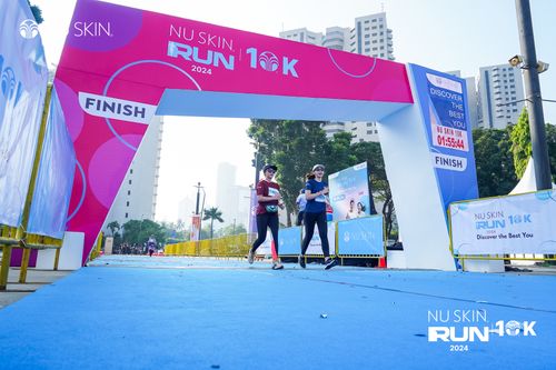 Race photo from Nu Skin Run 10K