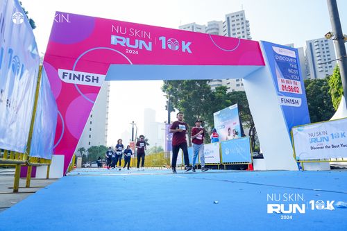 Race photo from Nu Skin Run 10K