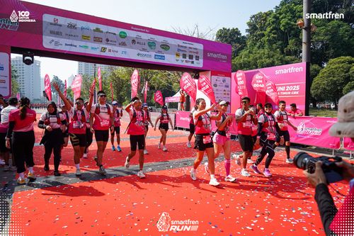Race photo from Smartfren Run 2025 